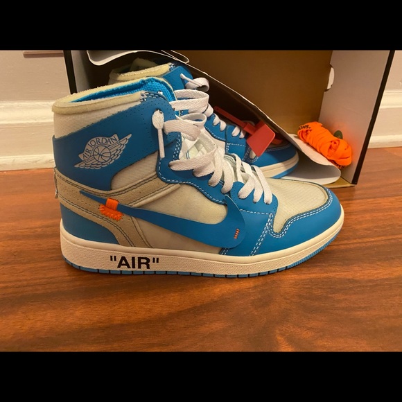 Off white Jordan 1 - Picture 3 of 7